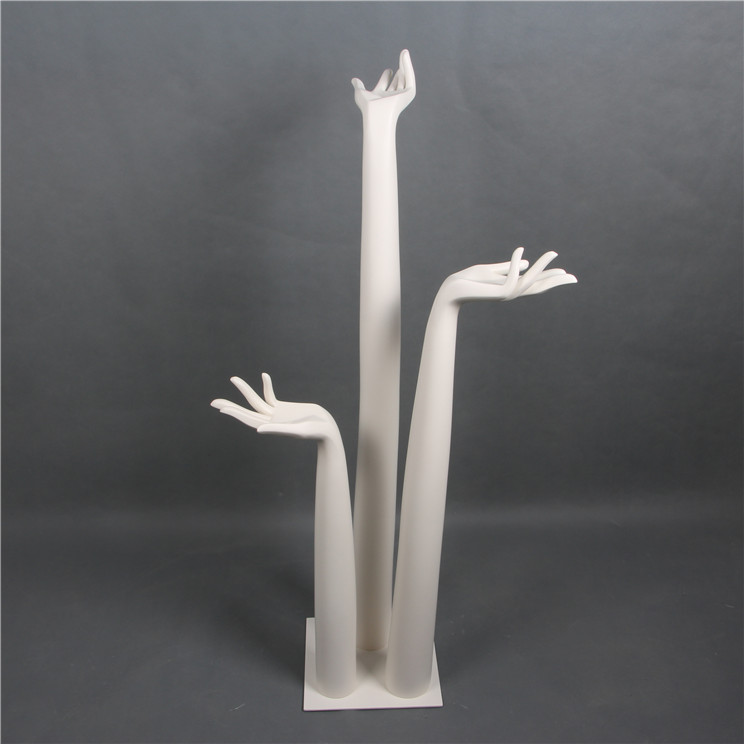 DISPLAY LONG HANDS
